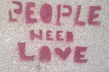 people need love