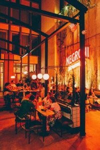 Locuri noi Bucuresti- Negroni Aperitivo Bar/ credit foto- Negroni Aperitivo Bar